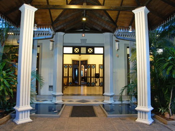 Sri Lanka, Yala, Tissamaharama, Priyankara Hotel